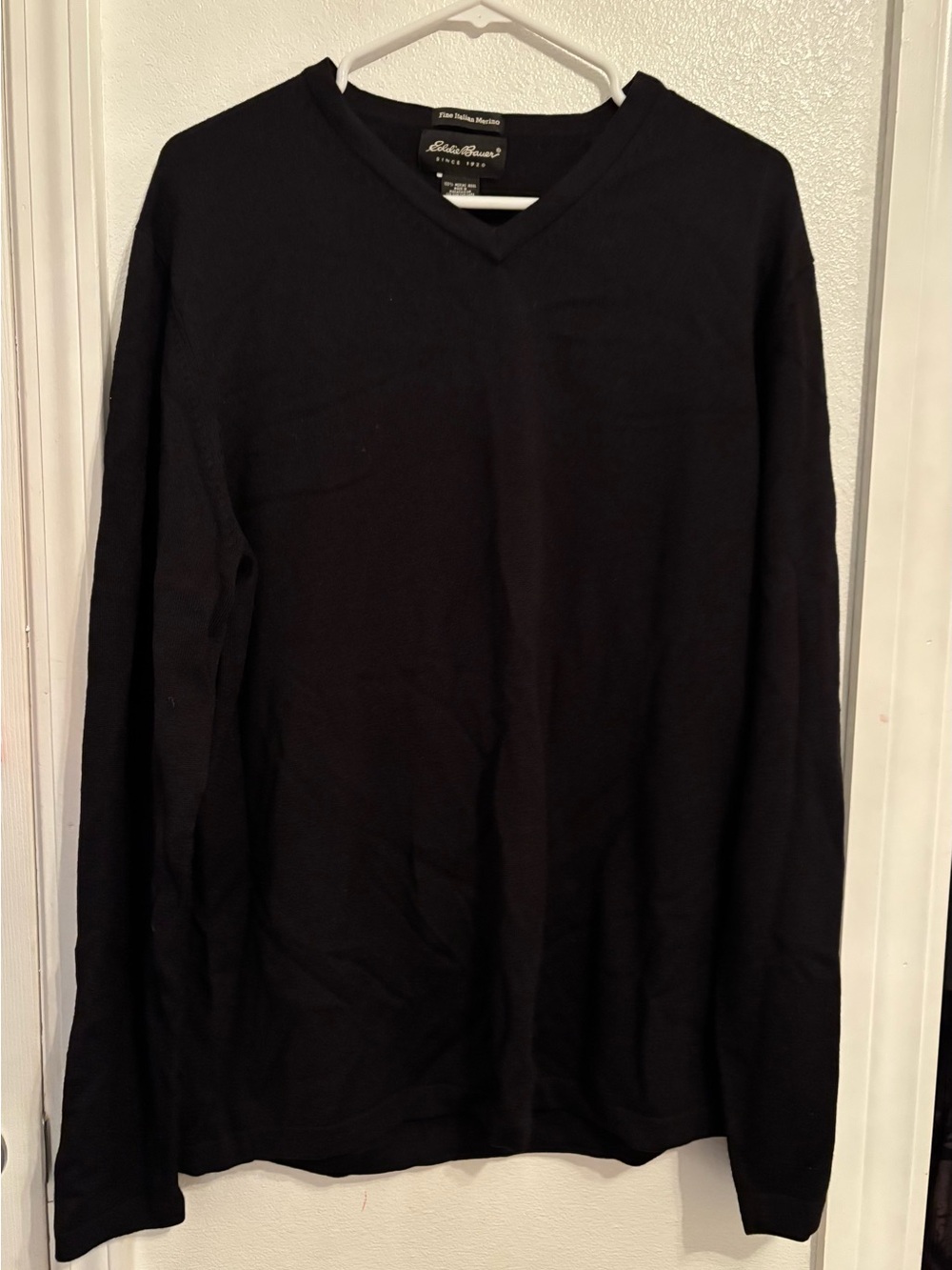 Eddie Bauer Black V-Neck wool Sweater XL